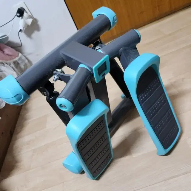 HEALTH TWISTER STEPPER