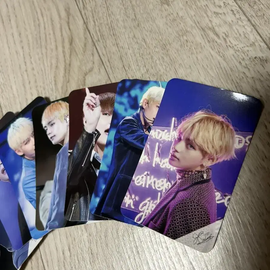 V Photocards SET (10 cards)