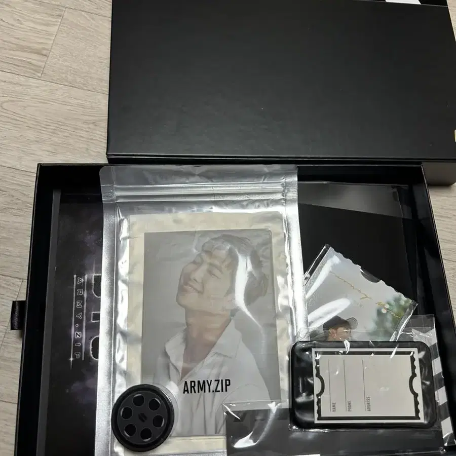 BTS OFFICIAL 6th ARMY MEMBERSHIP KIT