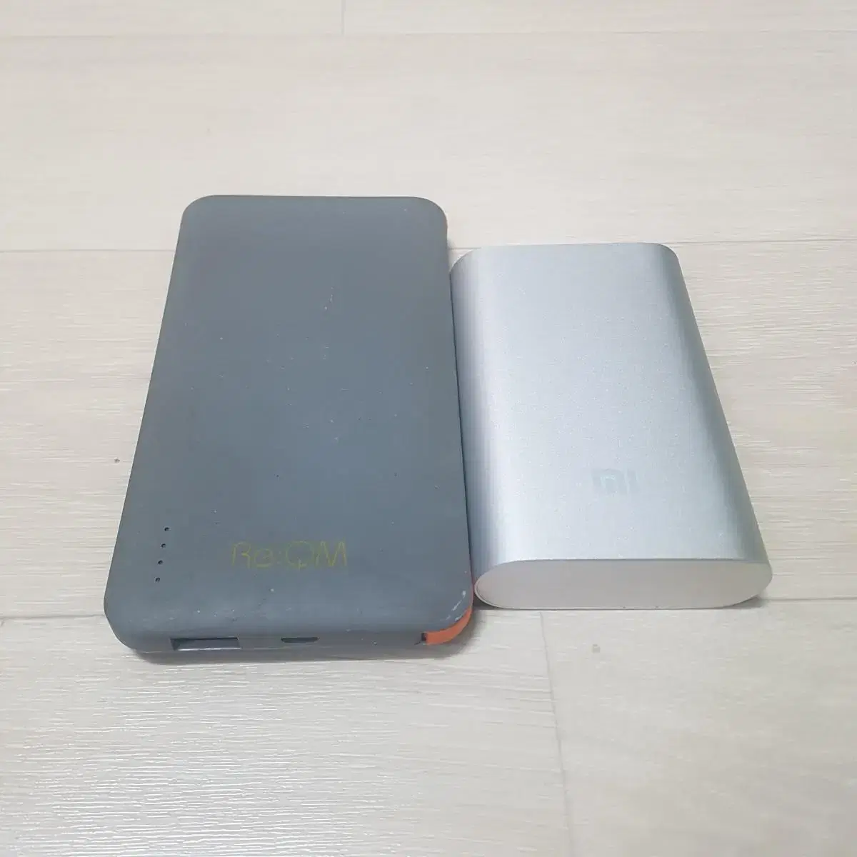 보조배터리 2개 1세트(각각 10,000mah)