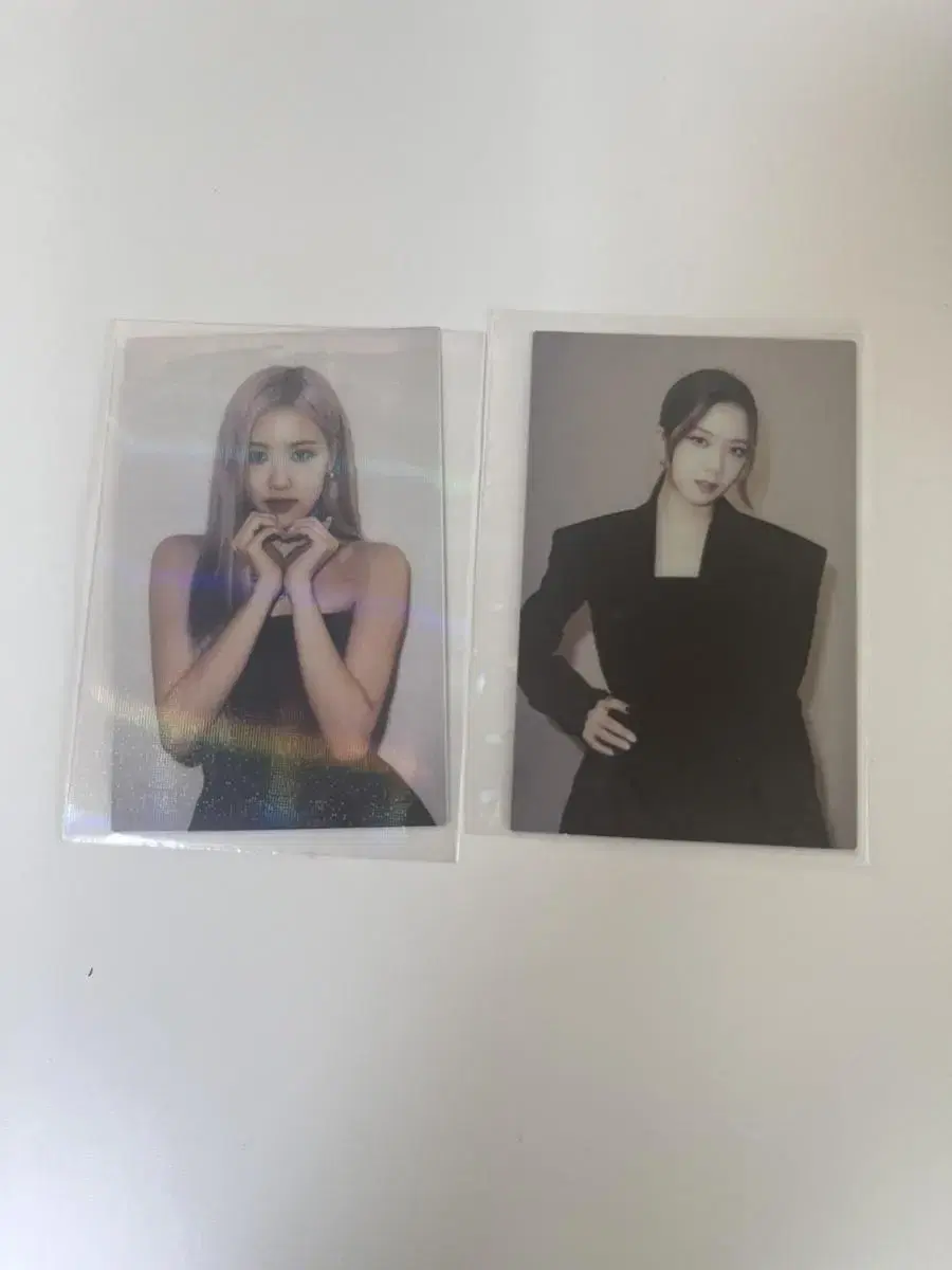 Black Pink the album photocard 2