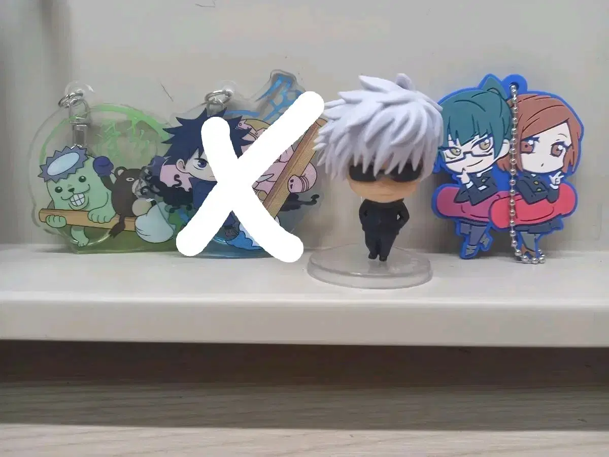 Zuu Spinning keyring & Gojo Figures & Ghetto Pashakore