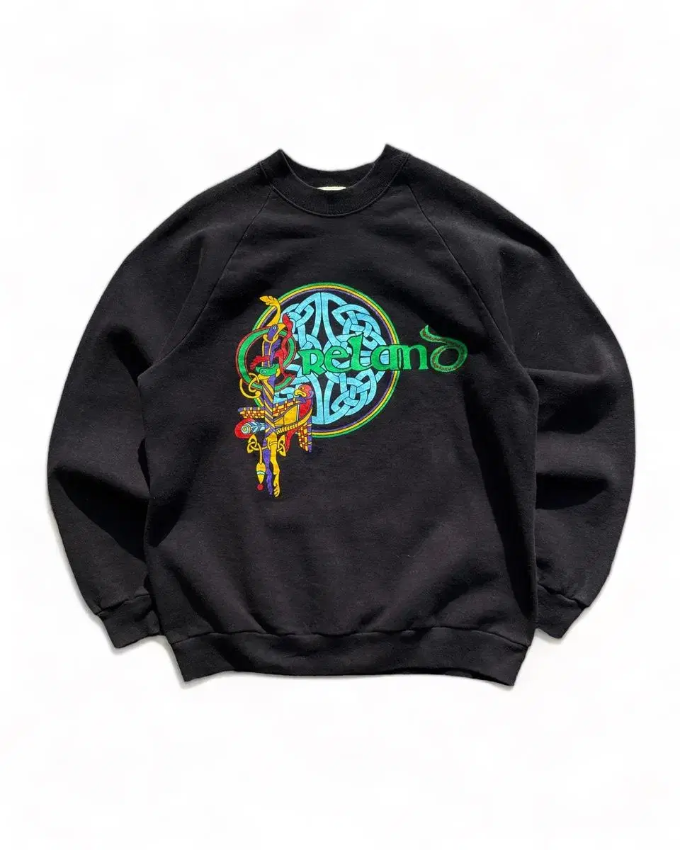 90s vintage ireland tribal sweatshirts