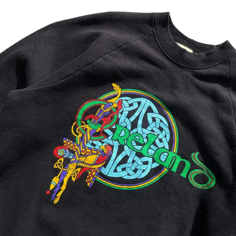 90s vintage ireland tribal sweatshirts