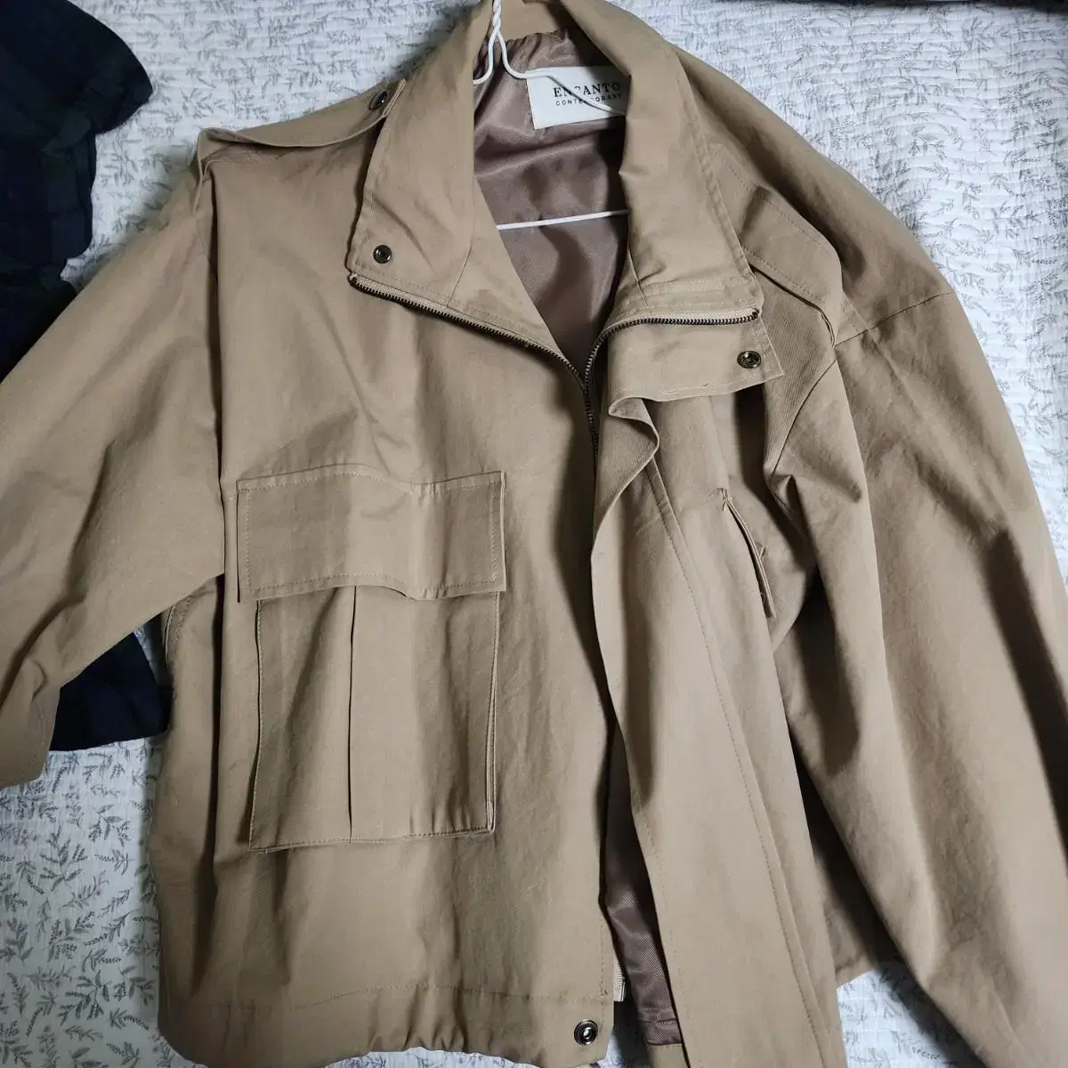 Men's beige jacket