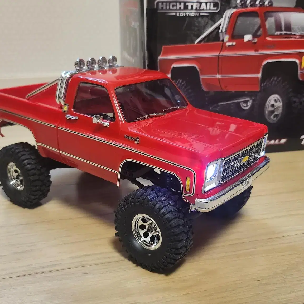 트렉사스 TRX-4M 79 K10 LIFTED RTR 레드 팝니다!