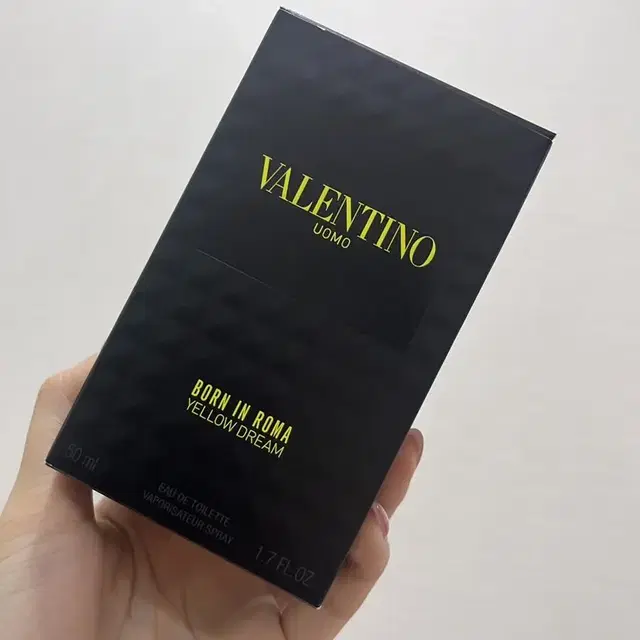 발렌티노 우오모 본 인 로마 옐로우 드림 50ml