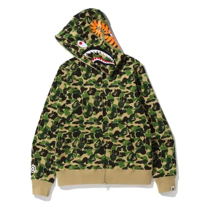 일본직구 베이프 ABC CAMO SHARK FULL ZIP HOODIE