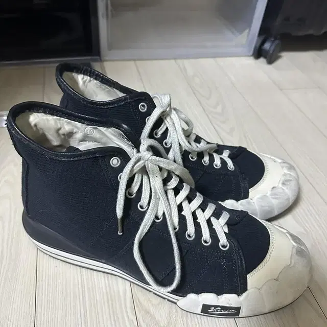 visvim lanier hi