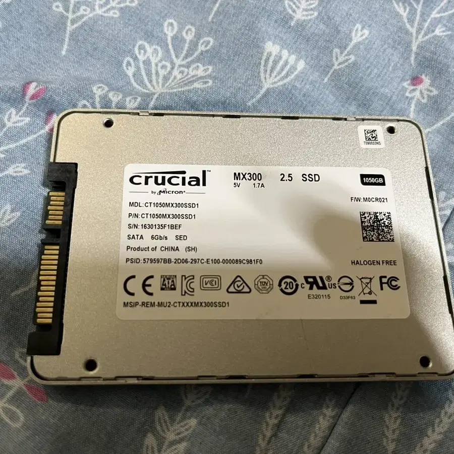 SSD 1050GB