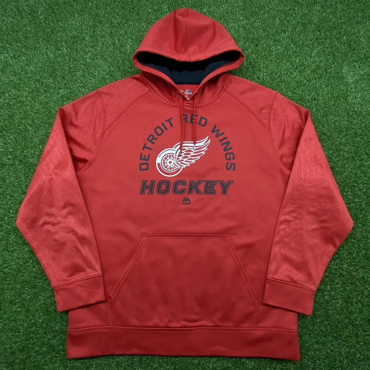 USAVintage Majestic NHL Red Wings Hoodie