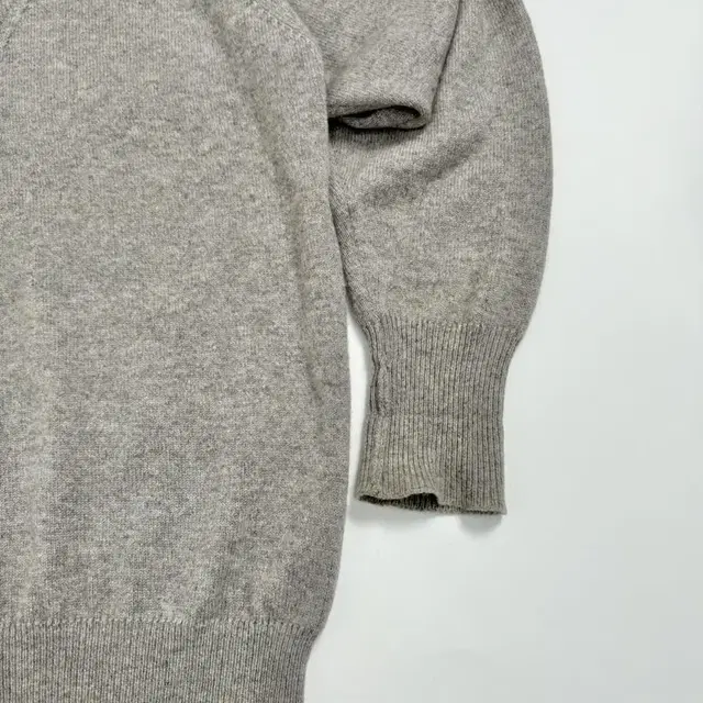 Vintage cashmere grey knit