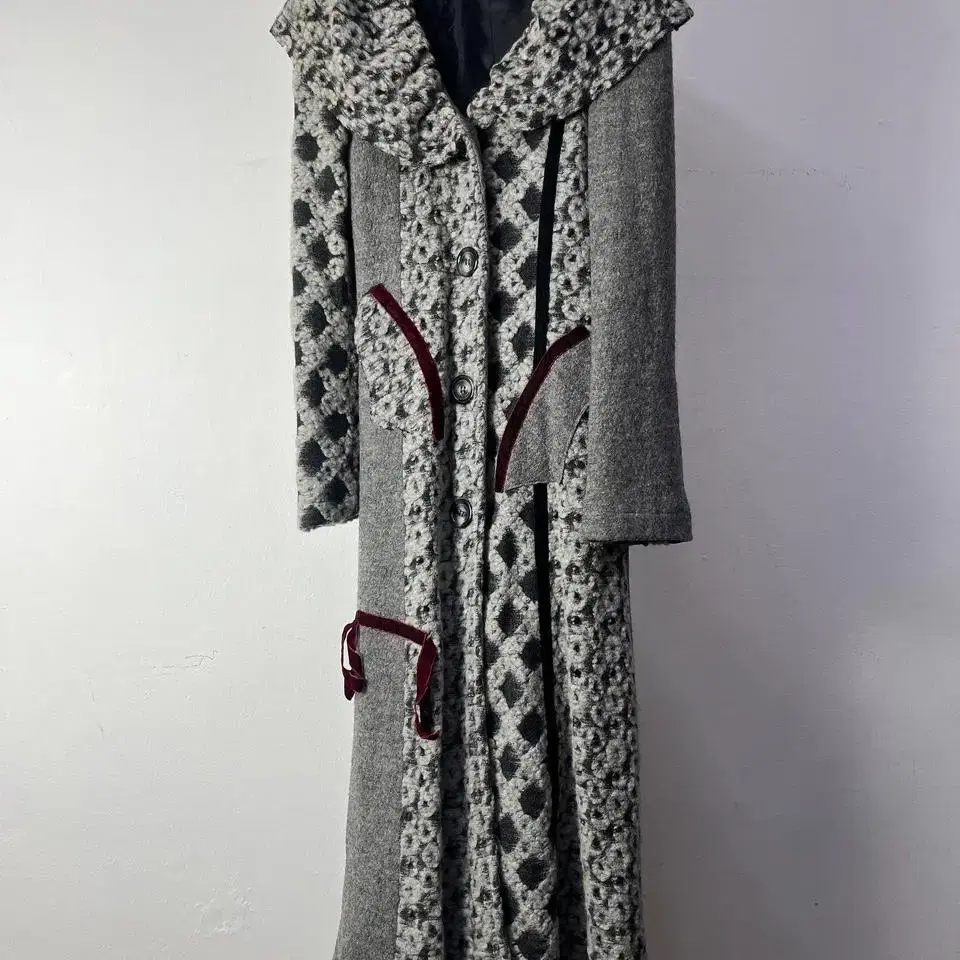 Select VTG coat