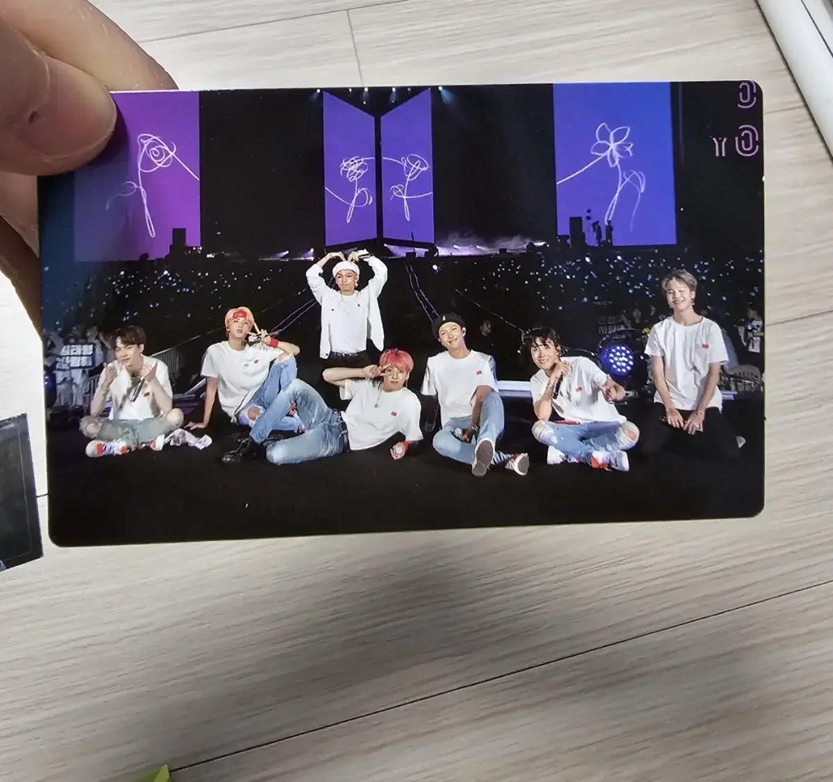 BTS Rubsell Seoul blu-ray sells group photocards