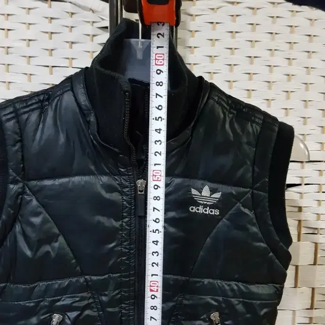 (1137) ADIDAS 아디다스 스포츠 패딩 조끼 90 S