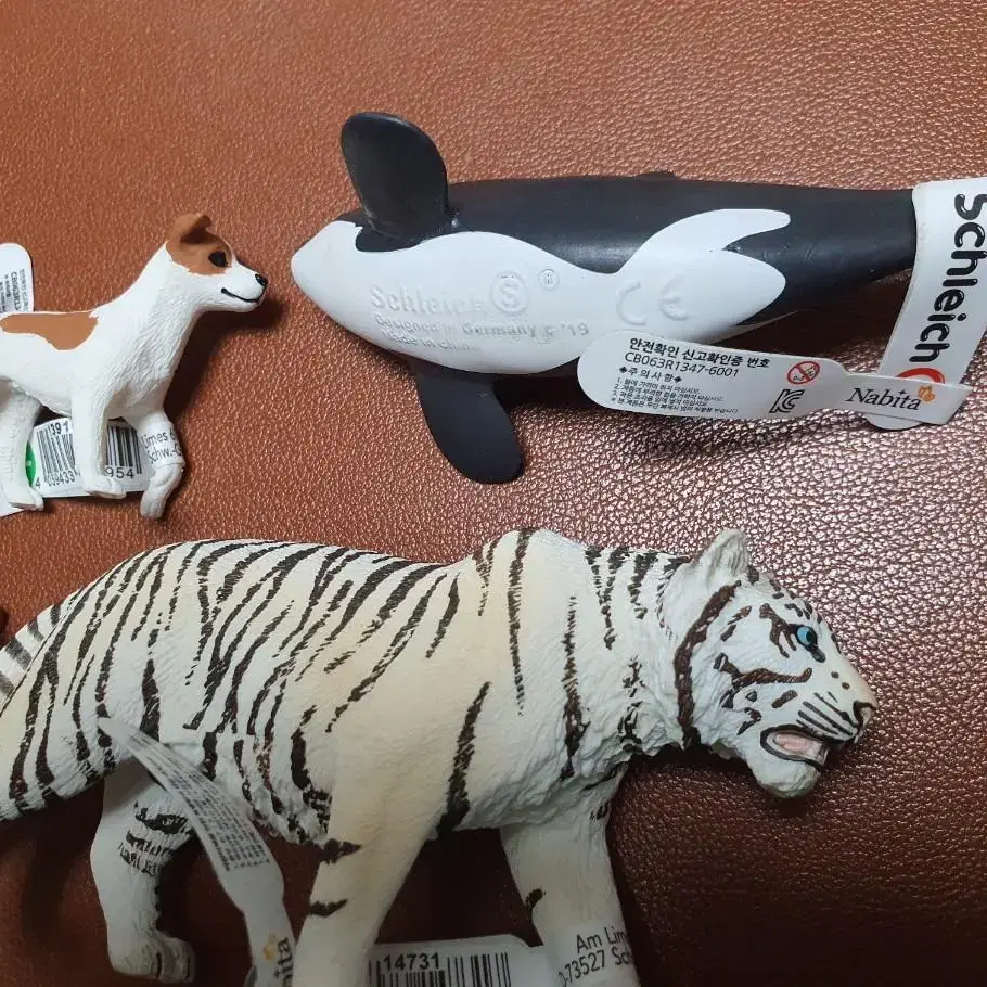 Schleich 슐라이히 묶음 판매 (강아지, 범고래, 송아지, 백호)