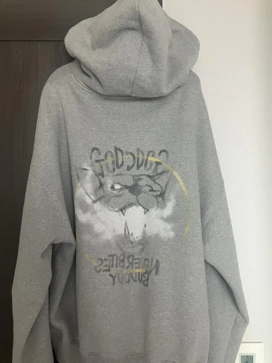 LooksZuu's Goddog Smokey Hoodie