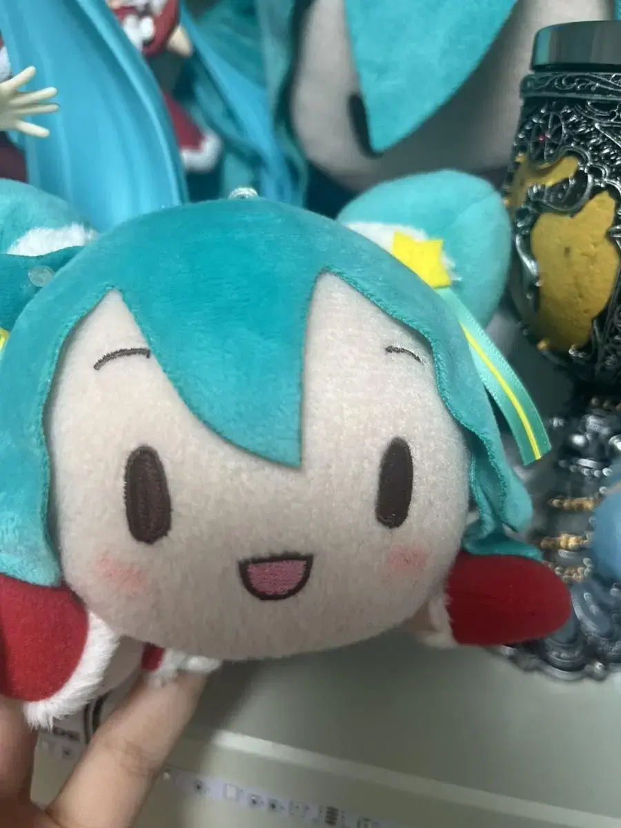 Hatsune Miku Christmas doll Nui Nui sells wts