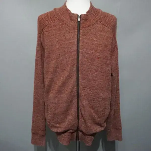 M8799 - Men's size 105 burgundy windproof zip-up cardigan from Washable Leroy