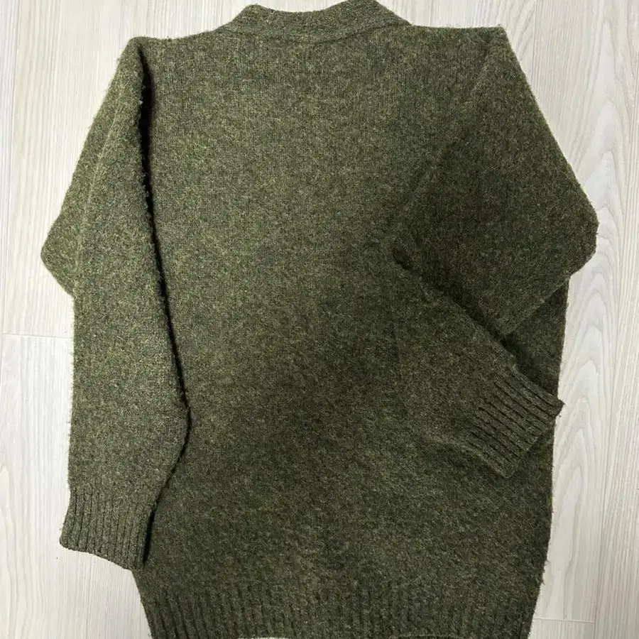 Shetlander Cardigan 42사이즈 올리브