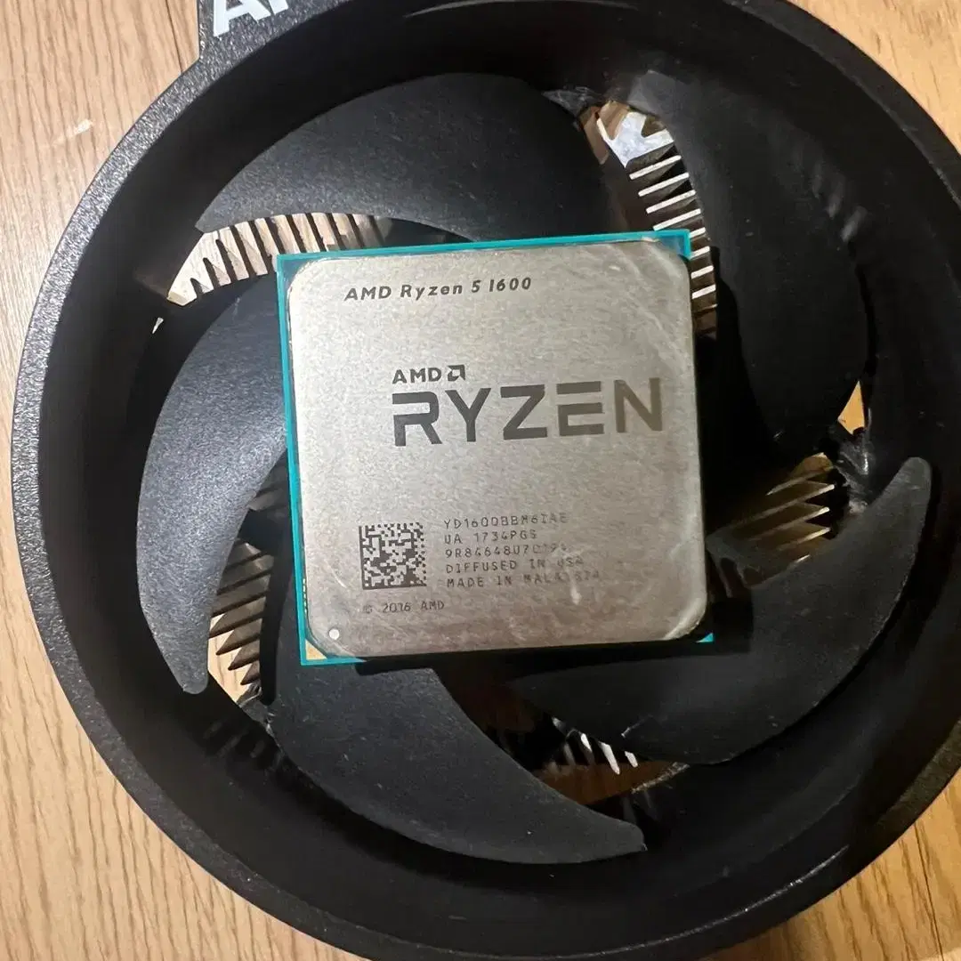 AMD 라이젠5 1600 CPU