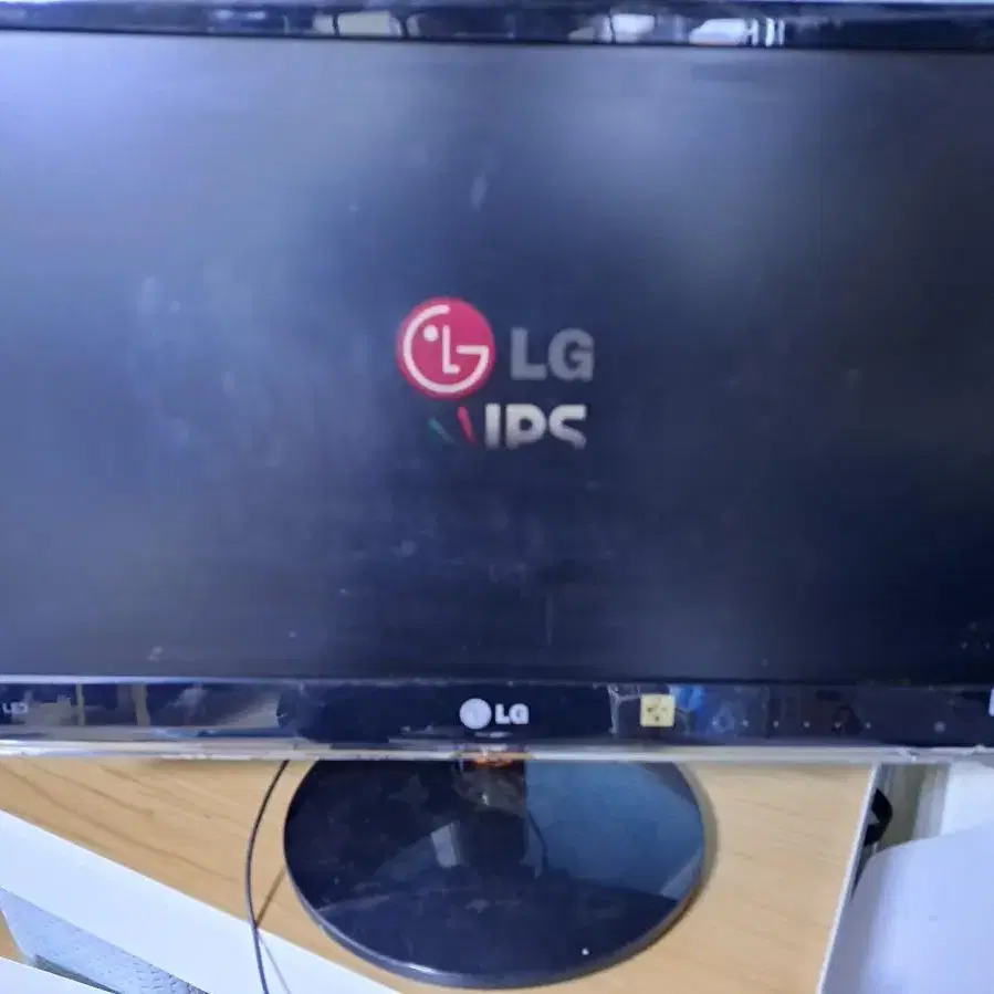 LG 23인치 모니터