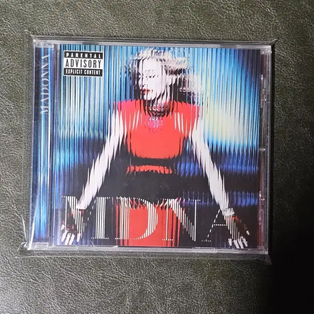 마돈나 MADONNA MDNA CD 중고