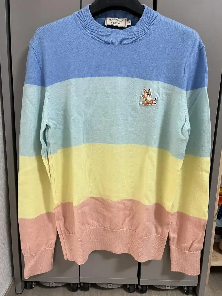 Maison Kitsune Rainbow Knit S