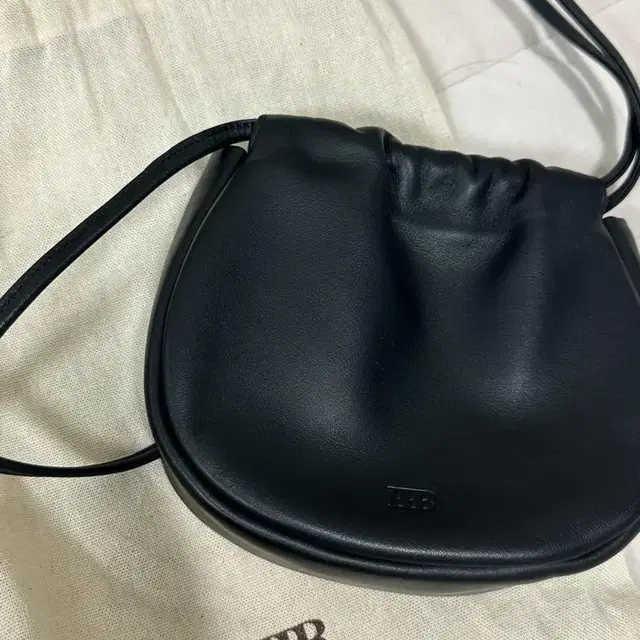 ppb 투웨이 페블백 블랙  twoway pebble bag black