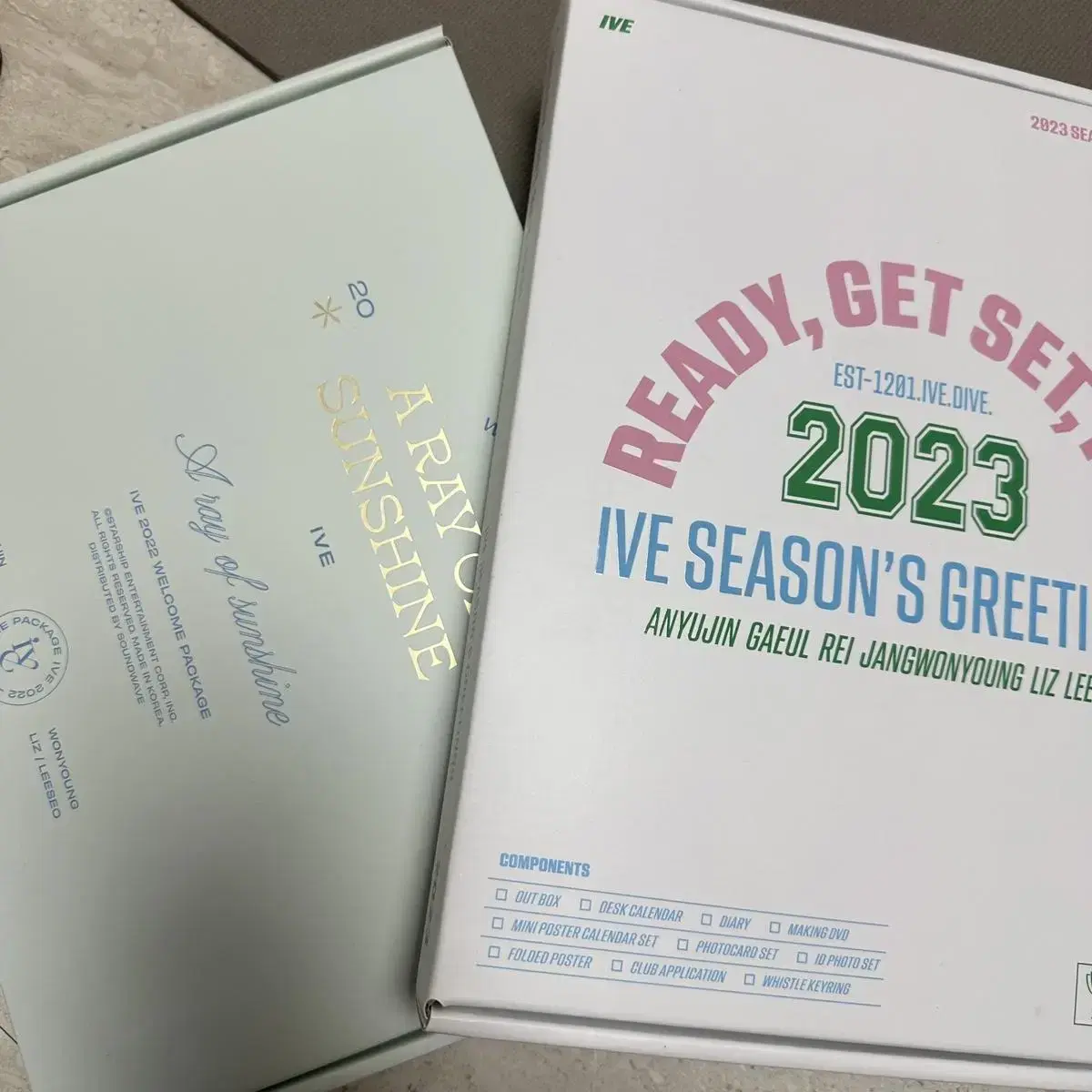 ive seasons greetings 본품 2022 2023 wts unreleased photocard ssq photocard pre-order benefit buncheol