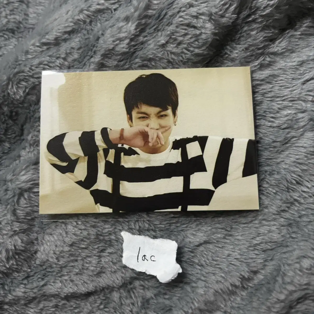 BTS Rare Whole Ounce Mini Photocard jungkook No. 6