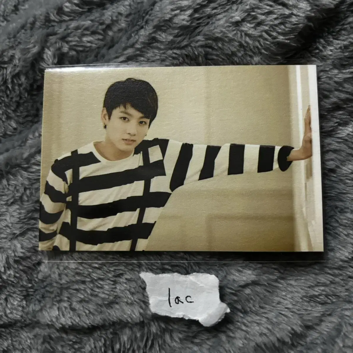 BTS Rare Whole Ounce Mini Photocard jungkook No. 5