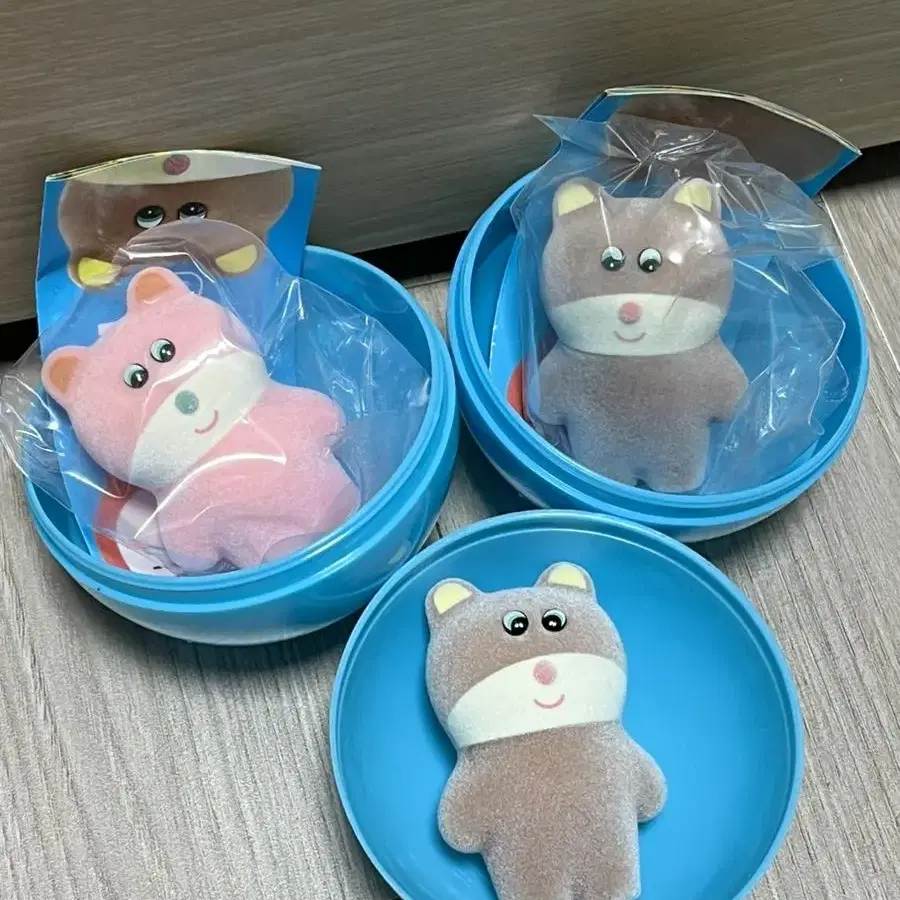 무뉴 가챠 판매(곰,펭귄)