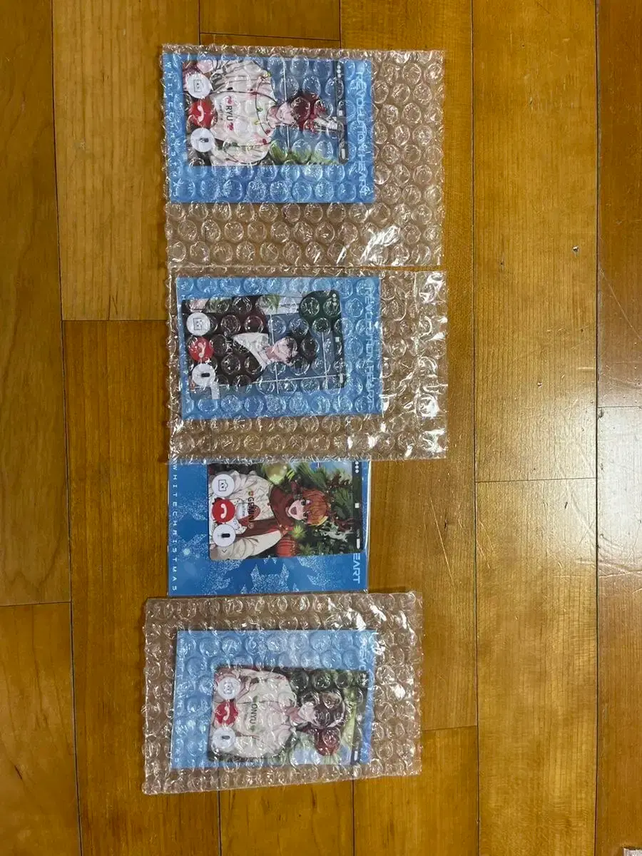 RevolutionHeart White Snow descends and photocard