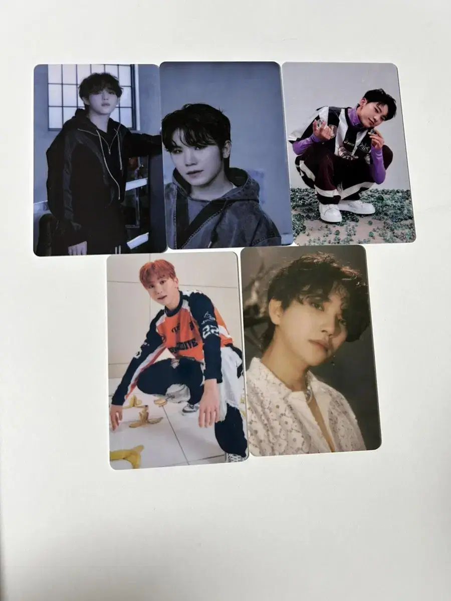 Sell used weverse versions photocard (in bulk)