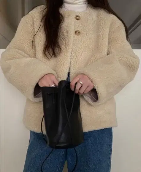 Kinda Beige Isabel Reversible Shearling Mustang