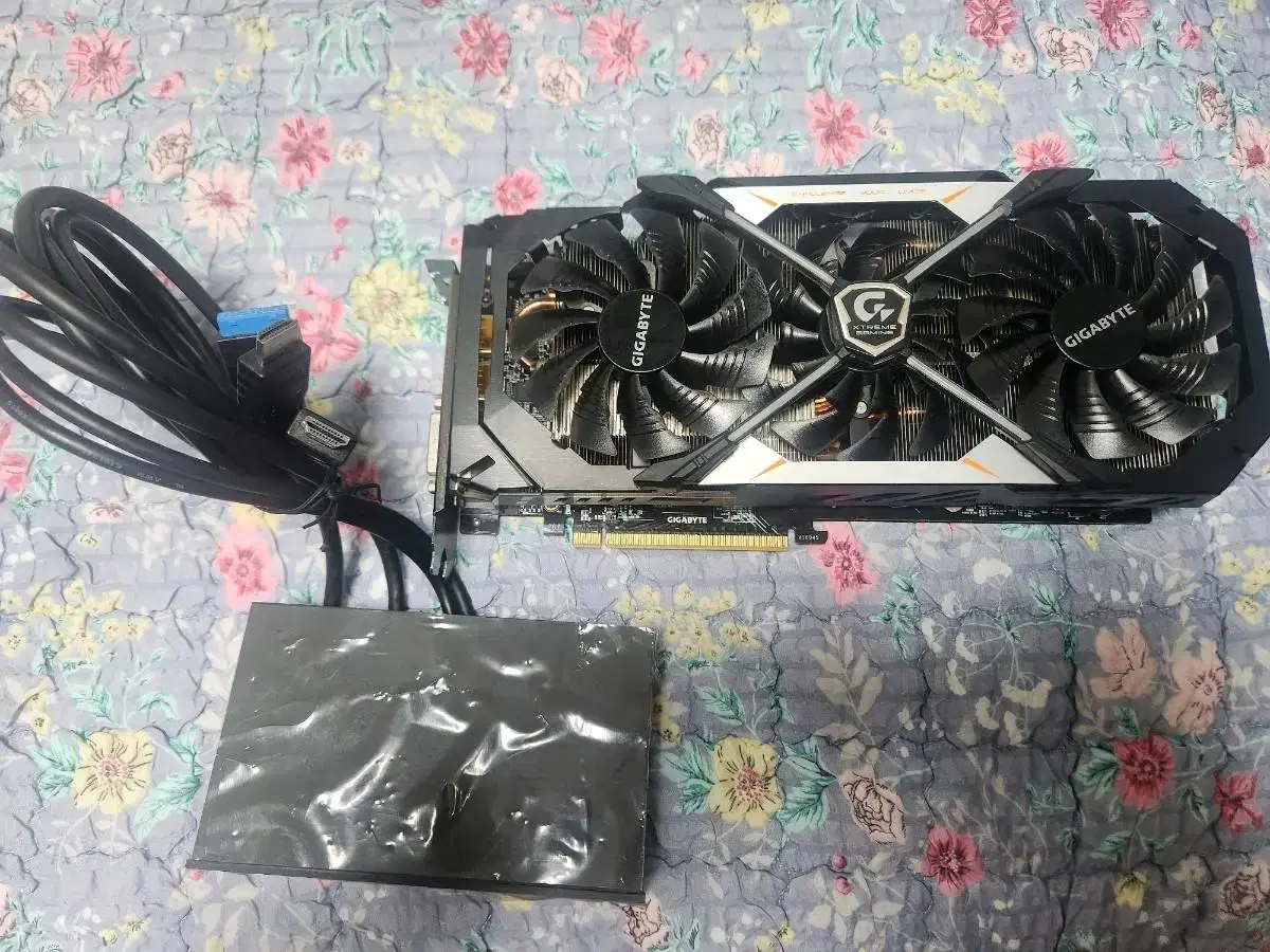 GTX 1080 Xtreme D5X 8GB 팝니다