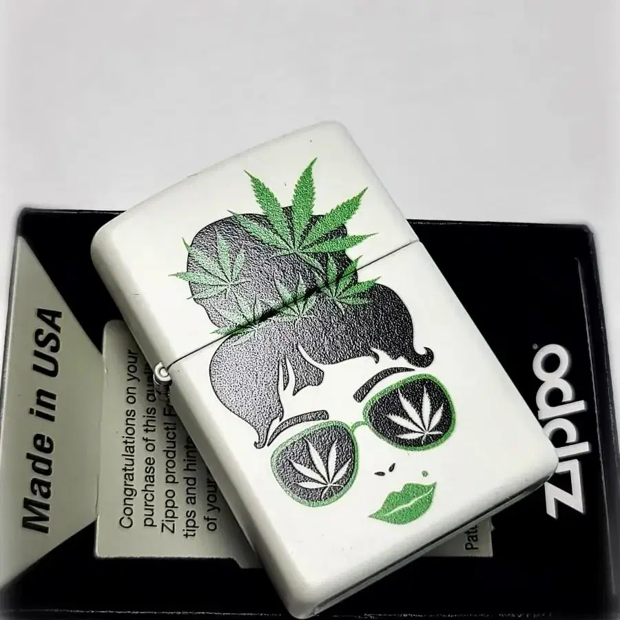 미개봉 정품 49837 CANNIBIS DESIGN 새 지포라이터