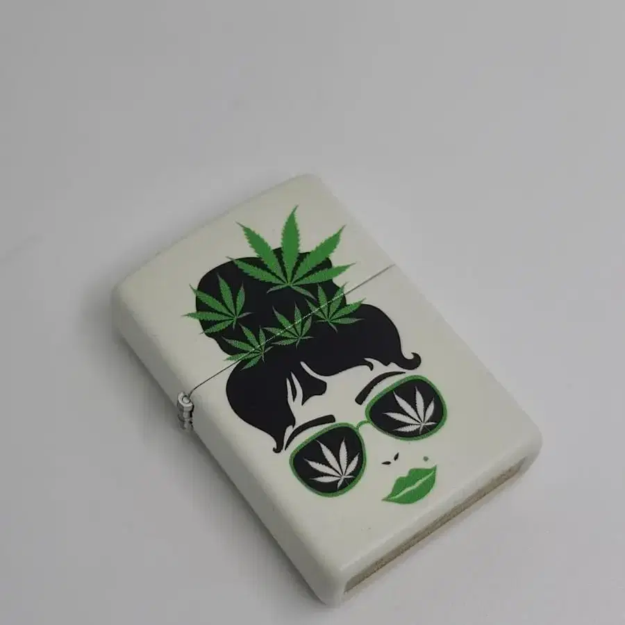 미개봉 정품 49837 CANNIBIS DESIGN 새 지포라이터