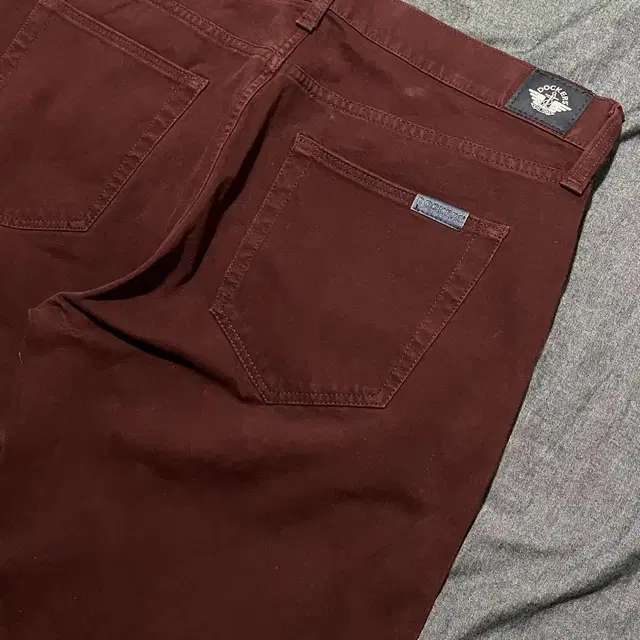 Dockers Slim fit Chino Pants Sz 34X32