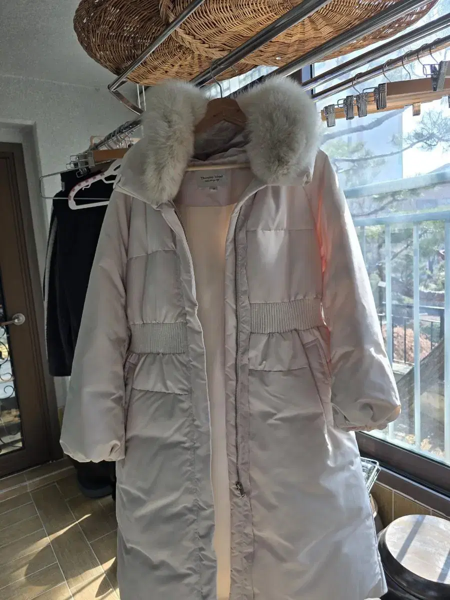 Thousand Island Light Beige Duck Down Puffer Size M