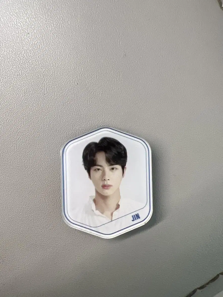 Kim Seokjin Magnet