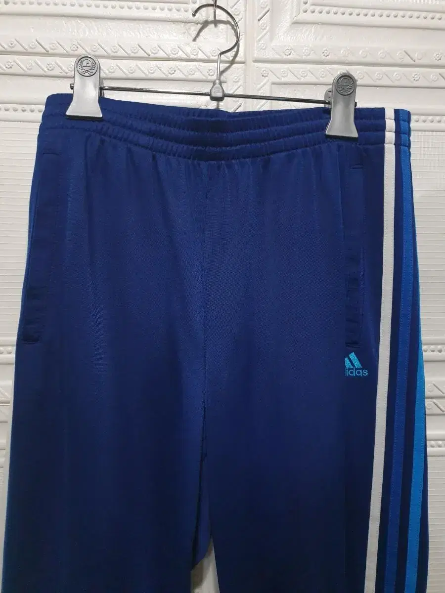 Adidas Men's Mild Momo Training Pants 33