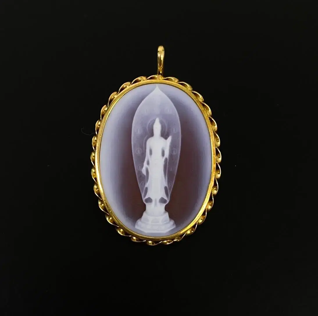 18k Real Agate Stone Cameo Pendant and Brooch