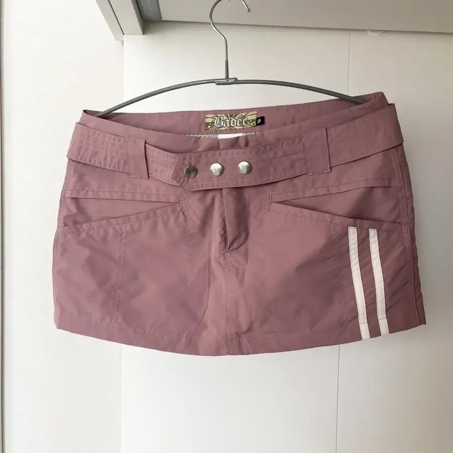 Badee bexy lowrise mini skirt