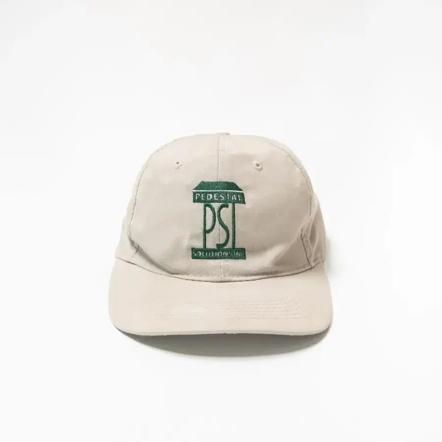 Pedestal vintage cap