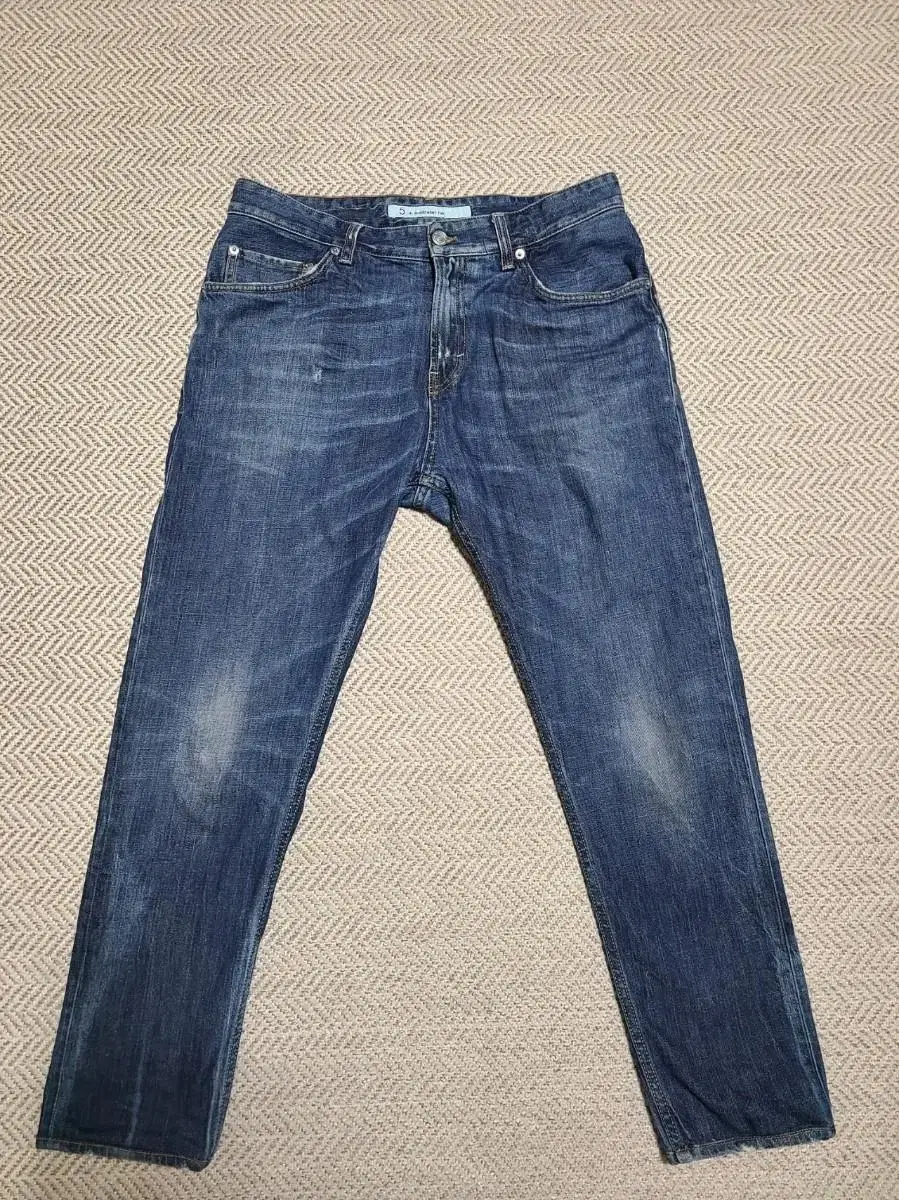 DefermentFive Jeans