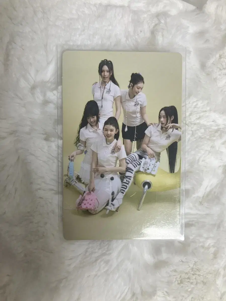 New Jeans GroupPhotocard pre-order benefit photocard Photocard new jeans Girls' Generation Idol photocard Group