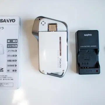 Sanyo Xacti DMX-CA8 / 산요 / 빈티지디지털캠코더