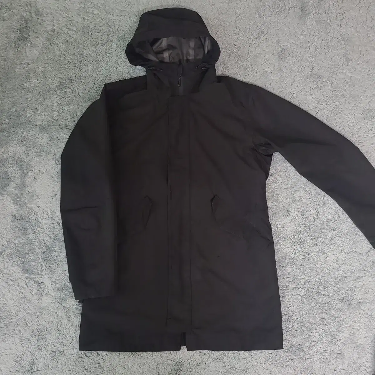 ZARA Zaraman Windbreaker (M)